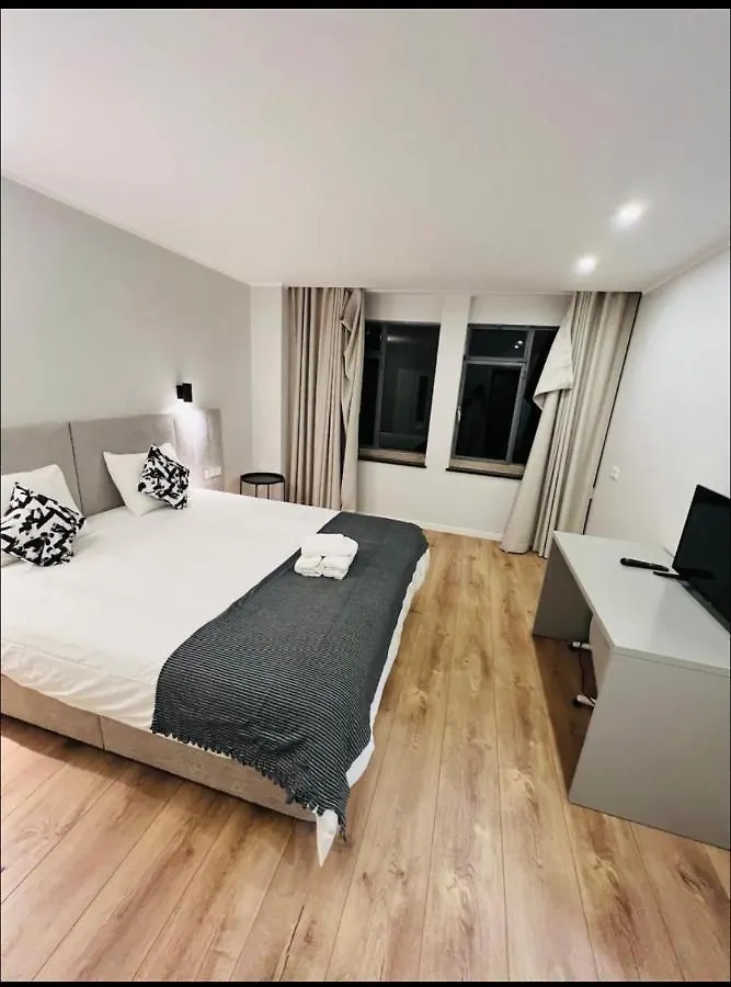 Apartamento Sociedade Farmaceutica Lisbon Homestay