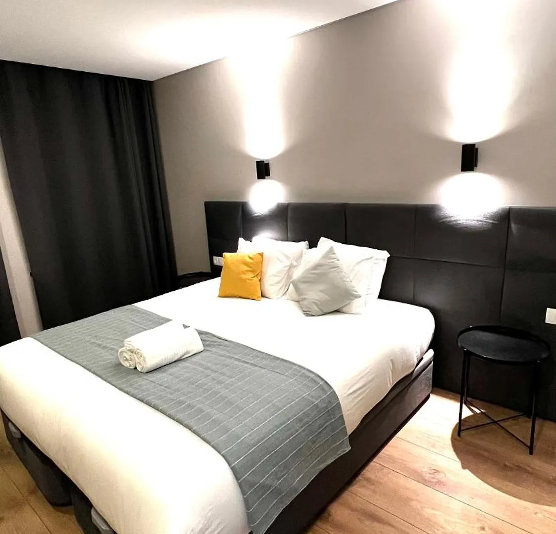 Apartamento Sociedade Farmaceutica Lisbon Portugal